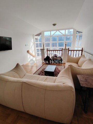 Eladó családi ház, Debrecenben 405 M Ft, 4 szobás