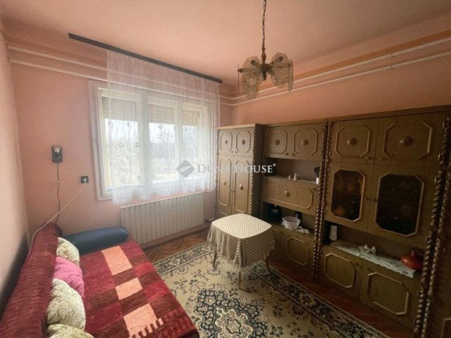 Eladó családi ház, Székelyen 25.9 M Ft, 3 szobás