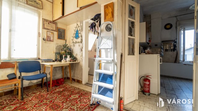 Eladó téglalakás, Siófokon 60 M Ft, 2 szobás