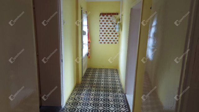 Eladó családi ház, Csorváson 18.4 M Ft, 3 szobás
