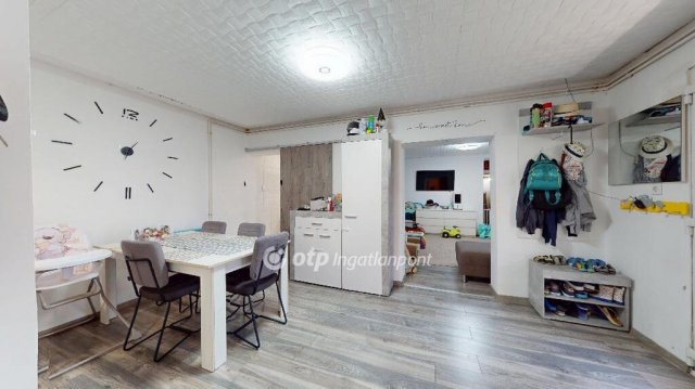 Eladó családi ház, Piricsen 21 M Ft, 1+2 szobás