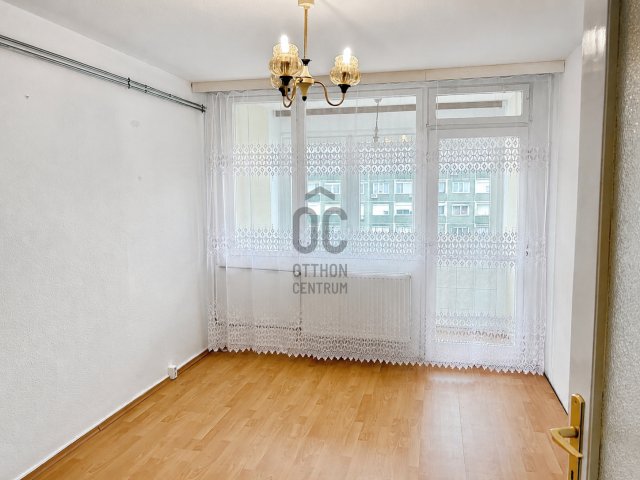 Eladó panellakás, Budapesten, XI. kerületben, Etele úton
