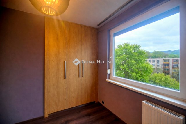 Eladó panellakás, Budapesten, III. kerületben 89.9 M Ft, 3 szobás