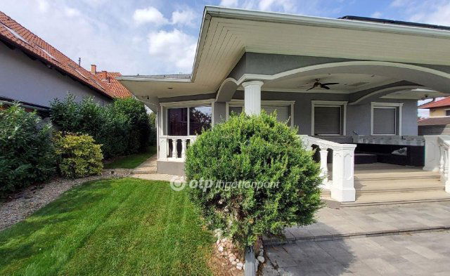 Eladó családi ház, Gyálon 199 M Ft, 4 szobás