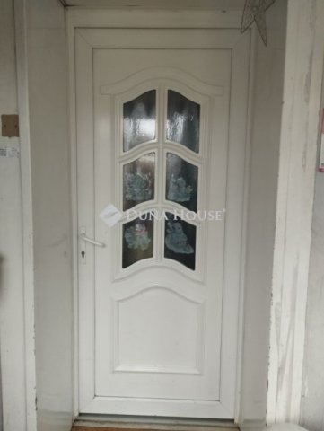 Eladó családi ház, Székesfehérvárott 74 M Ft, 3 szobás