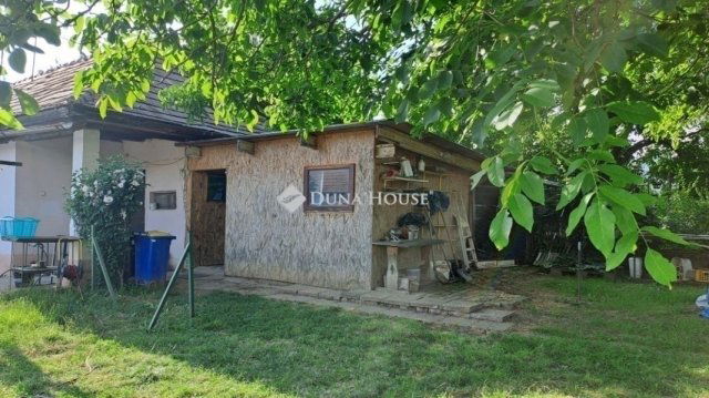 Eladó családi ház, Maglódon 65 M Ft, 4 szobás