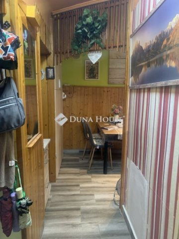 Eladó téglalakás, Szekszárdon 34.9 M Ft, 2 szobás