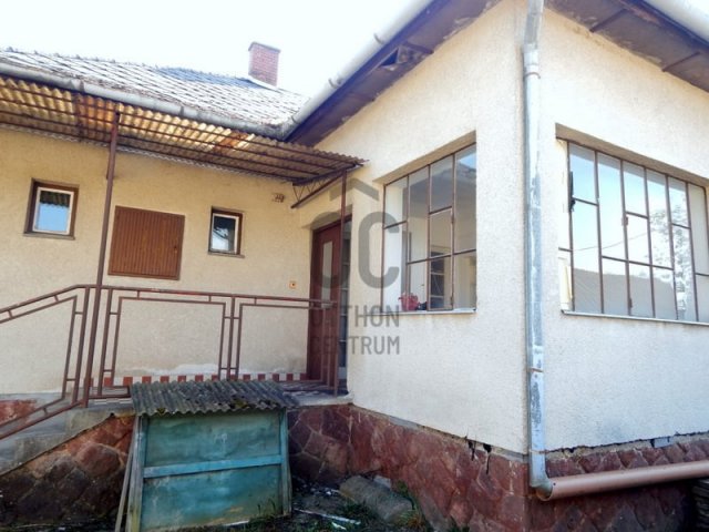Eladó családi ház, Zalalövőn 28.5 M Ft, 4 szobás
