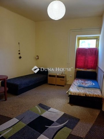 Eladó családi ház, Pécsváradon 54.9 M Ft, 5 szobás