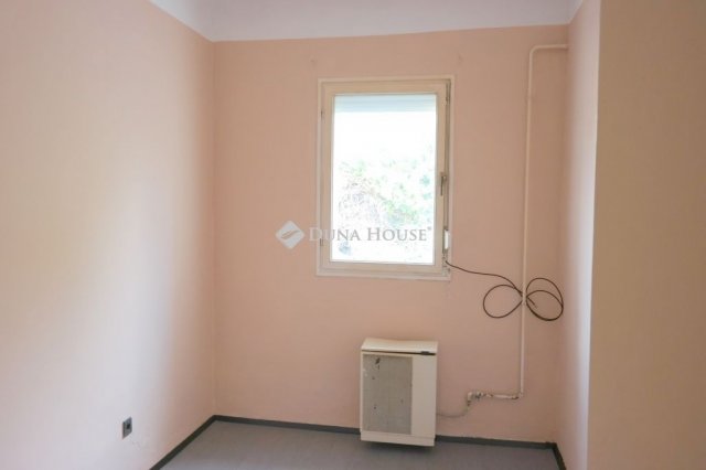 Eladó téglalakás, Budapesten, XXI. kerületben 36.9 M Ft