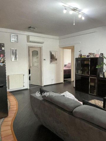 Eladó téglalakás, Nyíregyházán 62.5 M Ft, 3 szobás