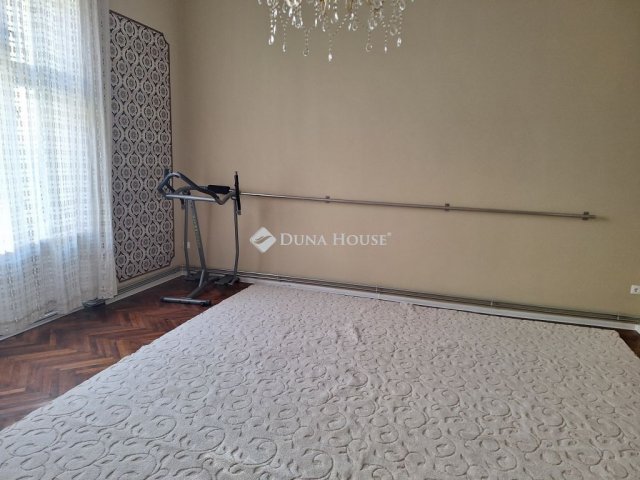 Kiadó családi ház, albérlet, Sárváron 110 E Ft / hó, 1 szobás