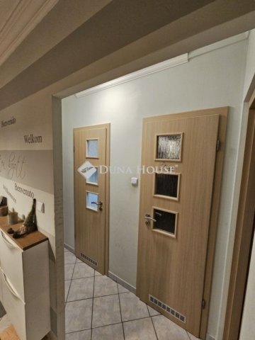 Eladó panellakás, Budapesten, XVI. kerületben 84.9 M Ft, 3 szobás