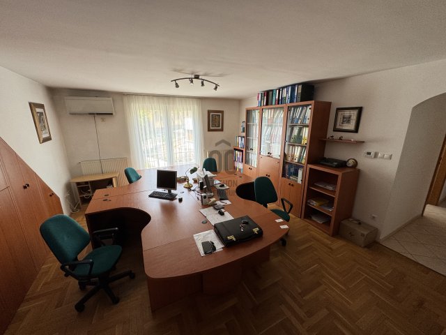 Kiadó iroda, Budapesten, III. kerületben 310 E Ft / hó, 4 szobás