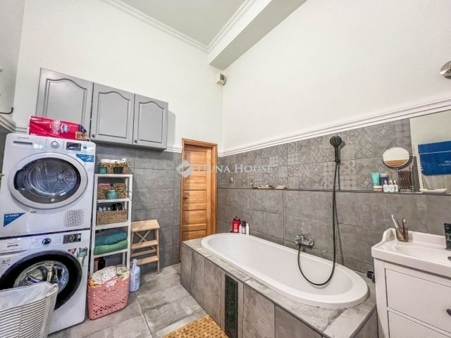 Eladó téglalakás, Budapesten, X. kerületben 79.9 M Ft, 3 szobás