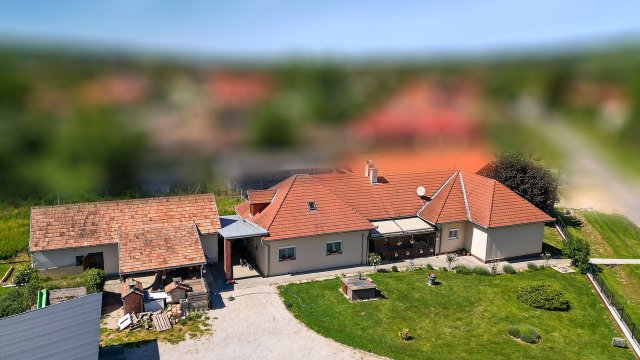Eladó családi ház, Zalacsányon 85 M Ft, 4 szobás