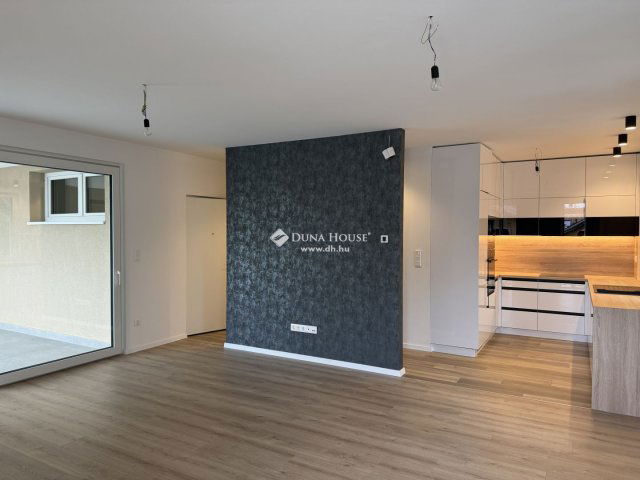 Eladó téglalakás, Budapesten, XIX. kerületben 164.7 M Ft