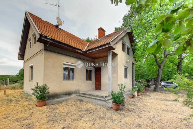 Eladó családi ház, Lajosmizsén 78 M Ft, 7 szobás