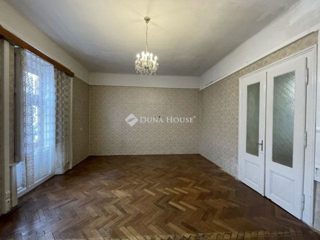 Kiadó családi ház, albérlet, Kecskeméten 70 E Ft / hó