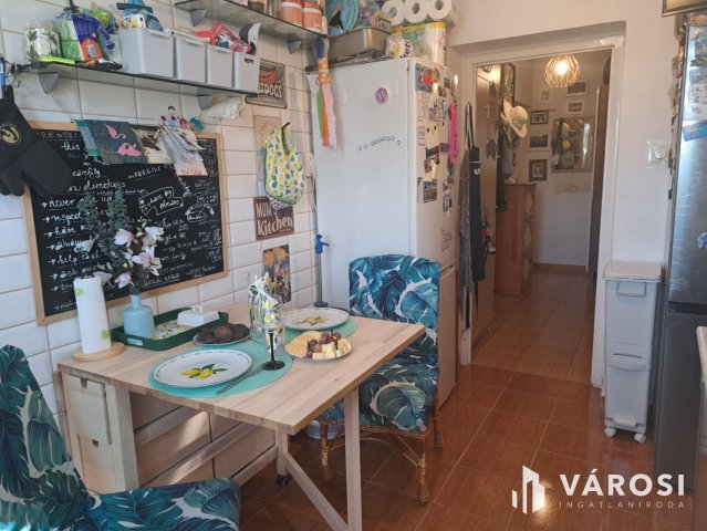 Eladó téglalakás, Debrecenben 65 M Ft, 2 szobás