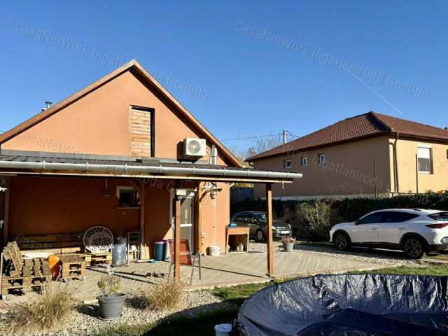 Eladó családi ház, Dányon 59.9 M Ft, 3+1 szobás