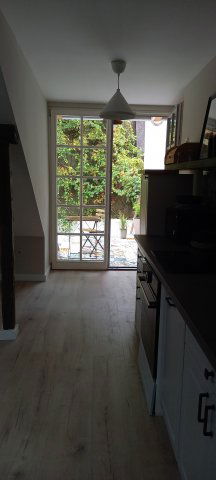 Kiadó téglalakás, albérlet, Pécsett, Vince utcában, 1+2 szobás