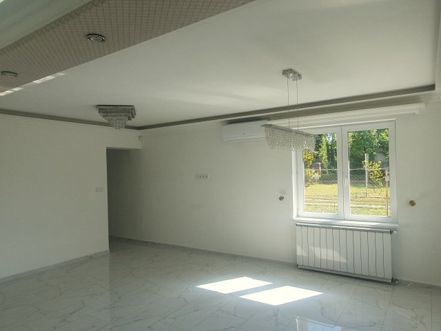 Eladó családi ház, Dunakeszin 119.999 M Ft, 3 szobás