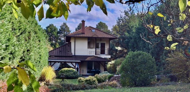 Eladó családi ház, Érden 242 M Ft, 5 szobás