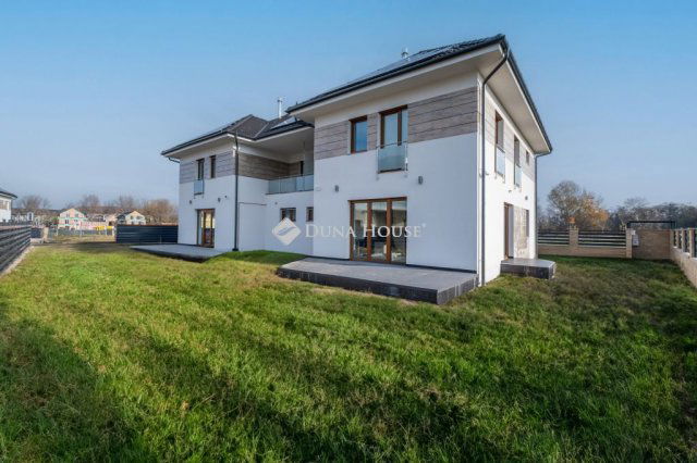 Eladó ikerház, Budapesten, XXIII. kerületben 235 M Ft, 6 szobás