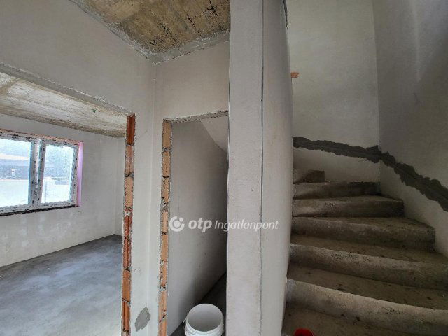 Eladó ikerház, Siófokon 145.9 M Ft, 5 szobás