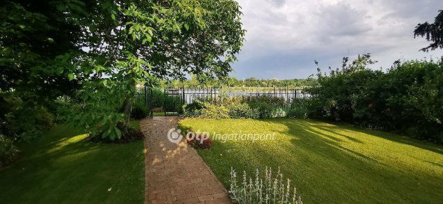 Eladó családi ház, Szigetszentmártonban 159 M Ft, 5 szobás