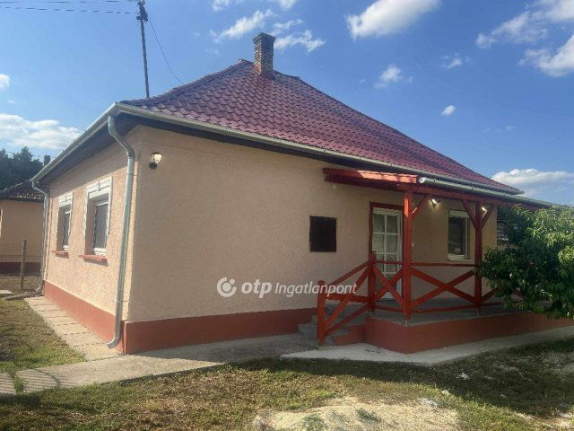 Eladó családi ház, Tápiógyörgyén 29.9 M Ft, 2 szobás