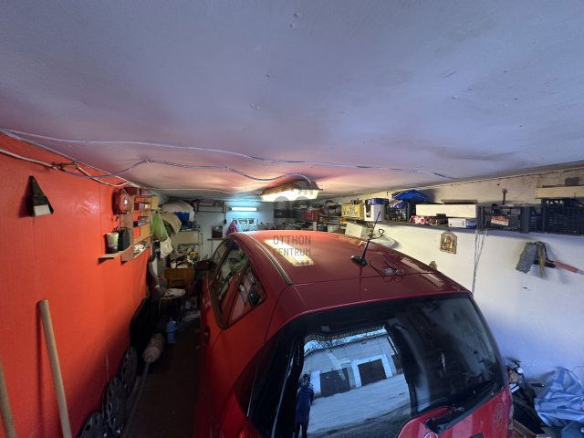 Eladó garázs, Százhalombattán 11 M Ft / költözzbe.hu