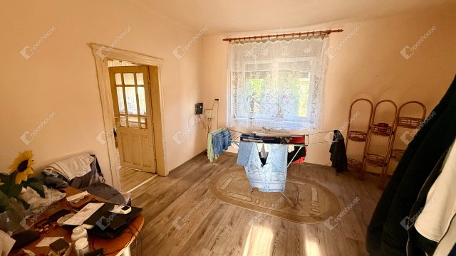 Eladó családi ház, Pándon 36.9 M Ft, 2 szobás