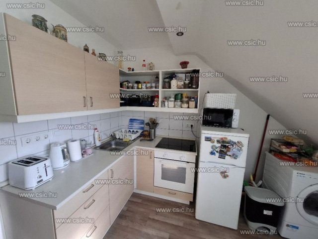 Kiadó téglalakás, albérlet, Pomázon 165 E Ft / hó, 1 szobás