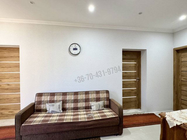 Eladó családi ház, Váraszón 27.9 M Ft, 4 szobás