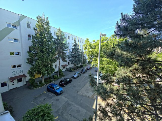 Eladó panellakás, Budapesten, III. kerületben 71.9 M Ft, 2 szobás
