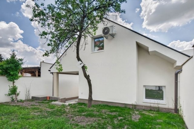 Eladó családi ház, Budakeszin 189.9 M Ft, 7 szobás