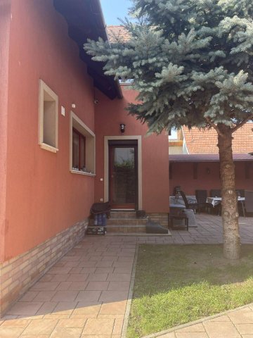 Eladó családi ház, Piliscsabán 115 M Ft, 5 szobás