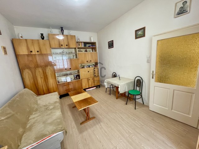 Eladó téglalakás, Sopronban 24.9 M Ft, 1 szobás
