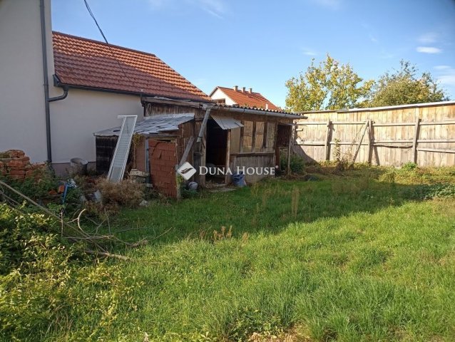 Eladó családi ház, Zalaegerszegen 60 M Ft, 5 szobás