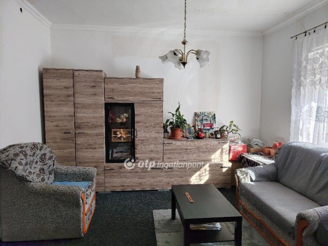 Eladó családi ház, Zagyvarékason 19.9 M Ft, 3 szobás