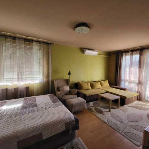 Eladó panellakás, Budapesten, XV. kerületben 74.8 M Ft