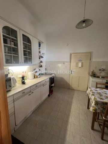 Eladó ikerház, Csömörön 75.8 M Ft, 2 szobás