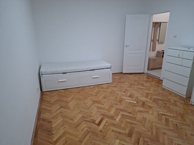Kiadó téglalakás, albérlet, Székesfehérvárott, Prohászka Ottokár úton