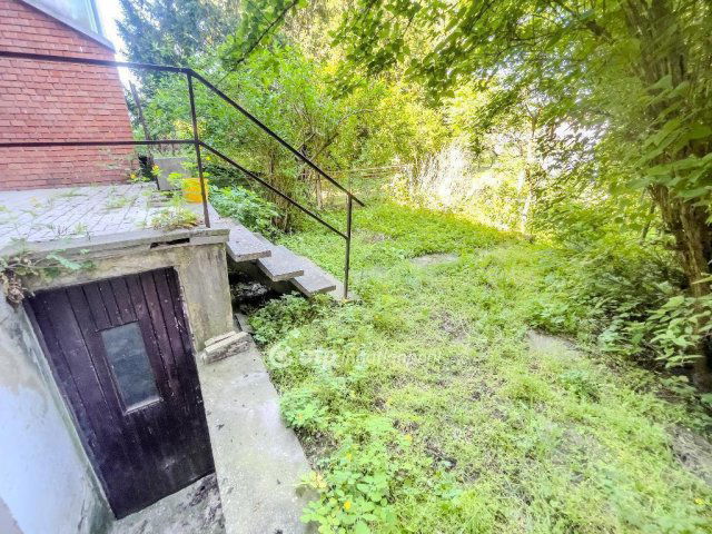 Eladó családi ház, Győrött 91.9 M Ft, 5 szobás