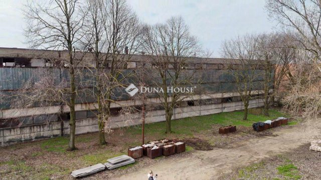 Eladó ipari ingatlan, Székesfehérvárott 1385 M Ft