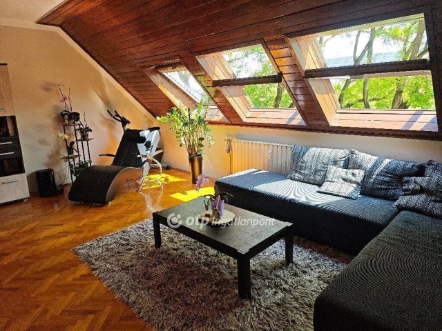 Eladó téglalakás, Nyíregyházán 43.9 M Ft, 2 szobás