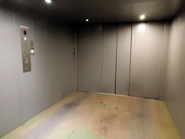 Eladó garázs, Budapesten, VI. kerületben 47.9 M Ft