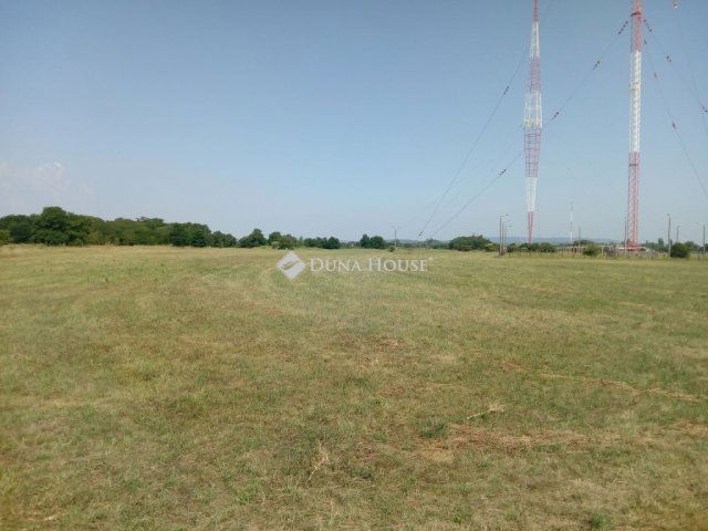 Eladó telek, Szigetszentmiklóson 3.9 M Ft / költözzbe.hu